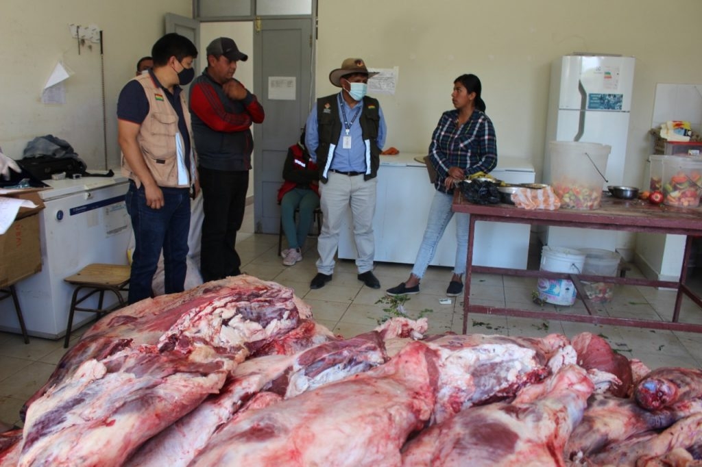 Se decomisó seis toneladas de carne de res de procedencia argentina, sin documentación correspondiente de importación