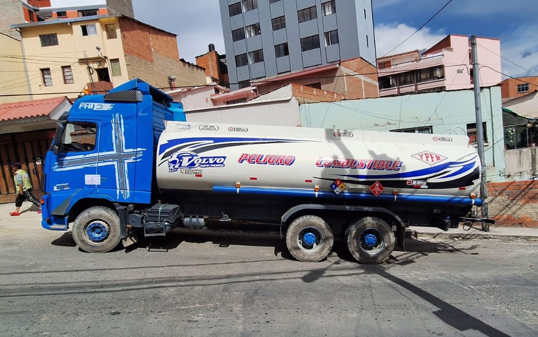 Camión cisterna fue detectado en actividades de desvío de 12 mil litros de Diesel