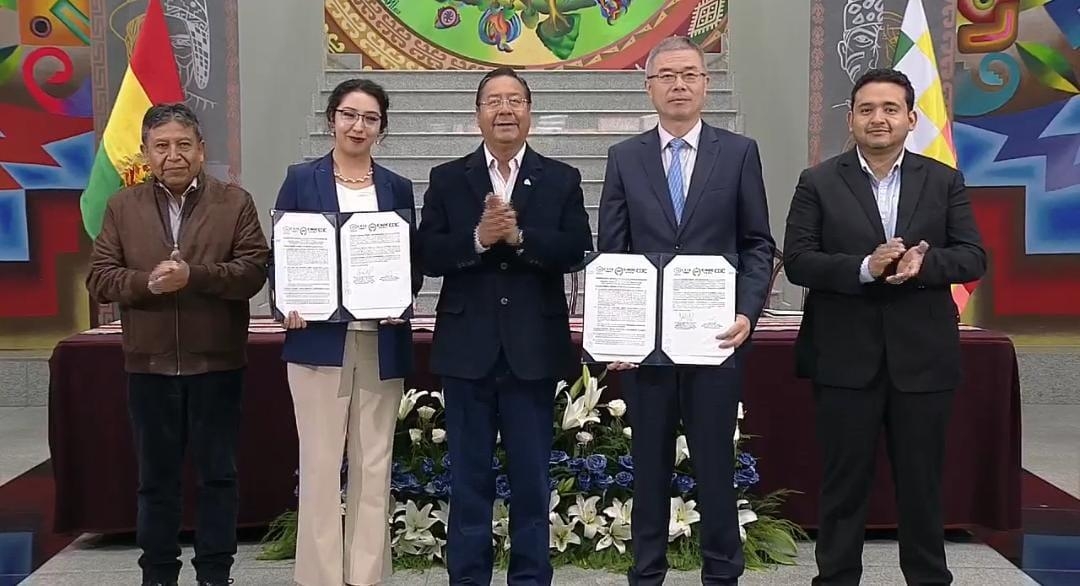 YLB y consorcio chino CBC firman convenio para construir en Uyuni una Planta Piloto de EDL de 2.500 t de producción de litio