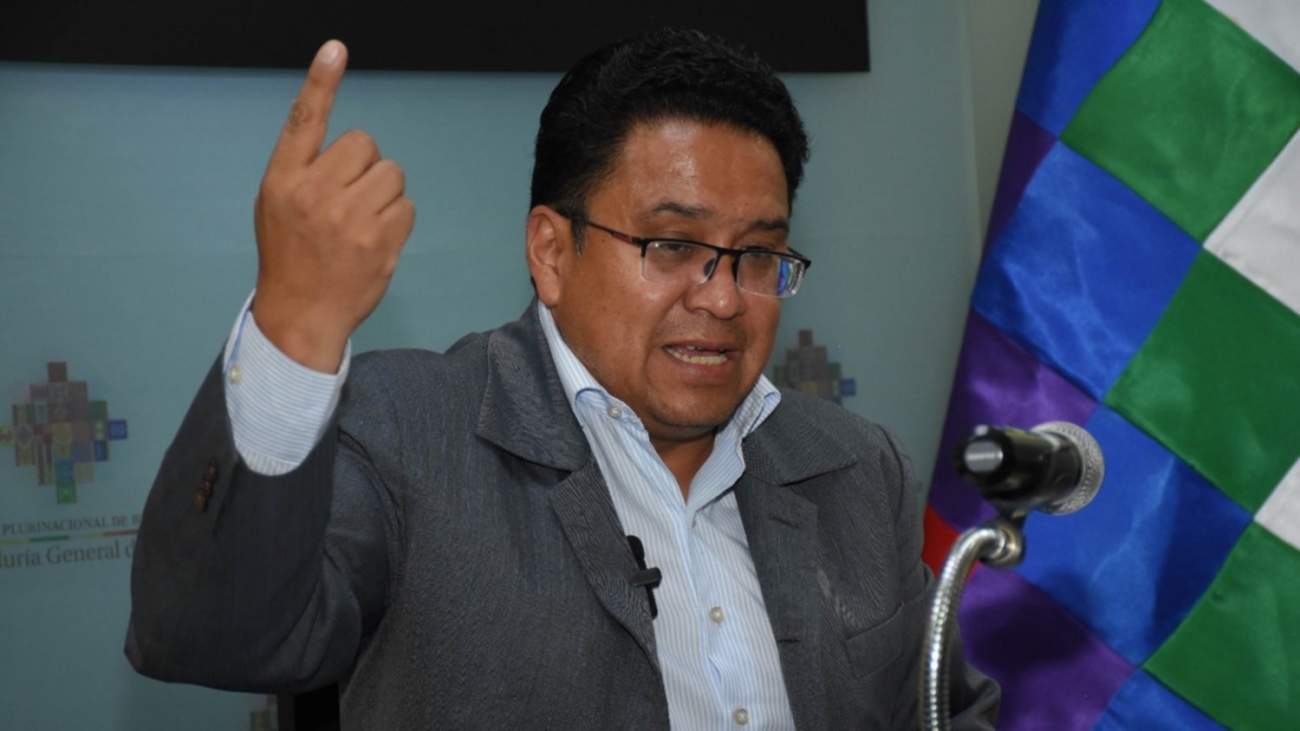 Procurador César Siles anuncia que se tomará acciones por incumplimiento de sentencia sobre suplencia en la Gobernación cruceña