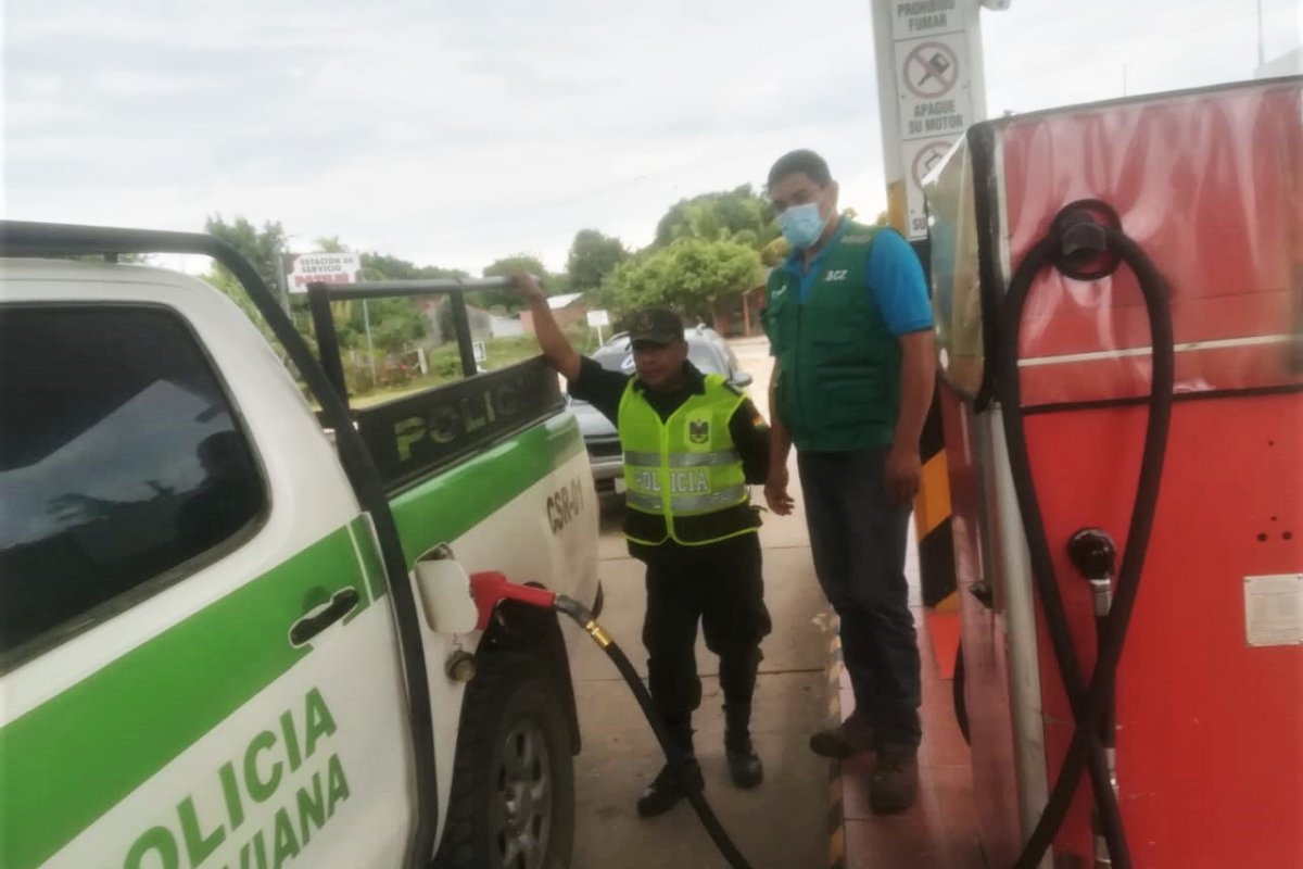 La gasolina en el Norte Integrado, como Yapacaní y Santa Fe, así como en el Trópico de Cochabamba, se vende hasta en Bs 15 el litro