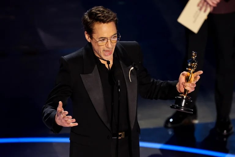 Robert Downey Jr. ganó su primer Oscar como mejor actor de reparto por su papel en 