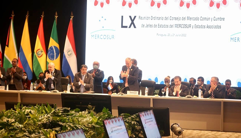 Bolivia encamina el proceso de adhesión al Mercado Común del Sur Mercosur  a la espera que Brasil apruebe su incorporación plena al bloque